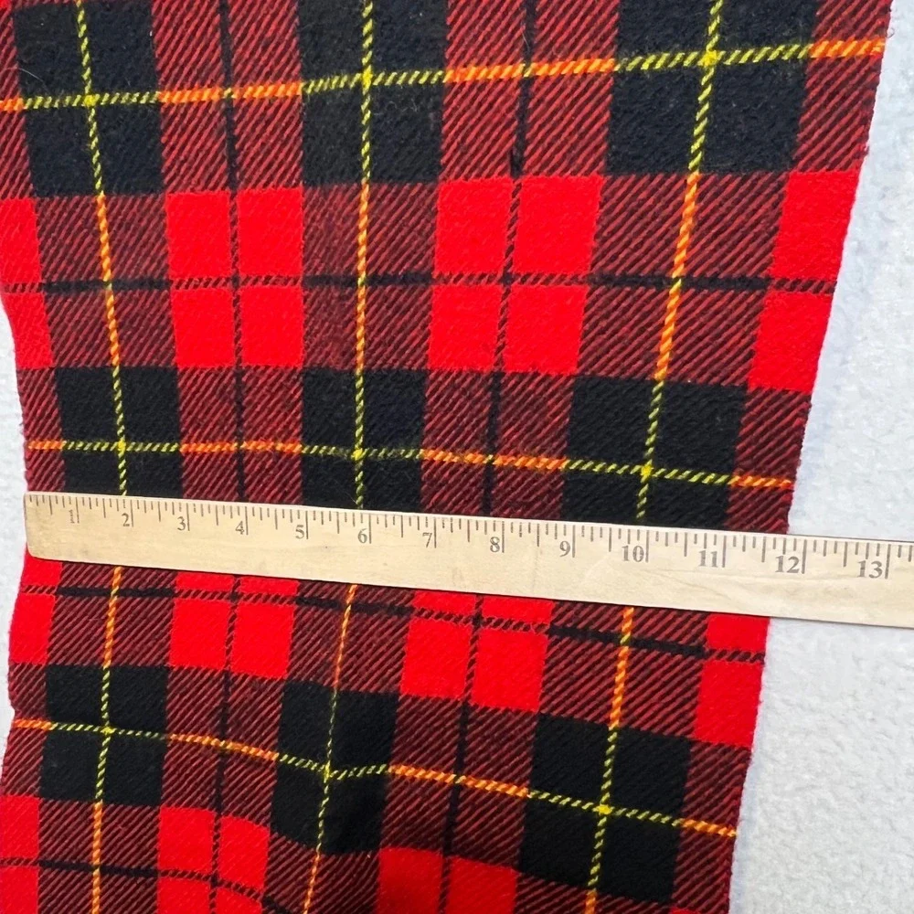 John Lawson & Sons Red Black Tartan Plaid 100% Worsted Wool Scarf Scotland‎ VTG
